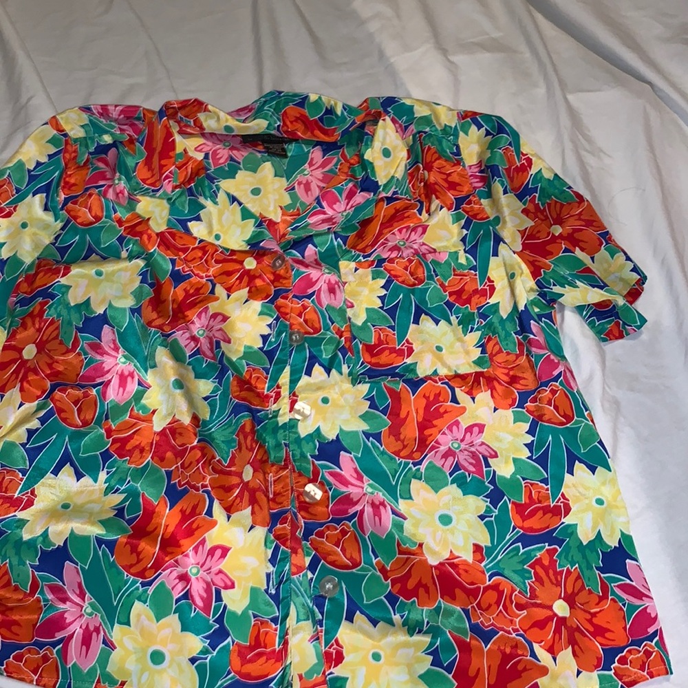 Floral button up